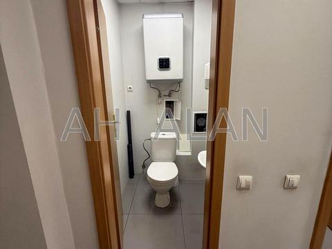 комерційна за адресою Казимира Малевича вул. (Боженка), 68Е