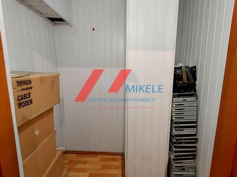комерційна за адресою Леся Курбаса просп., 18-Г
