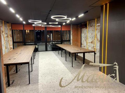 комерційна за адресою Джона Маккейна вул. (Івана Кудрі), 1