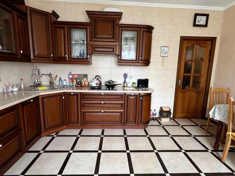 будинок за адресою Богдана Хмельницького