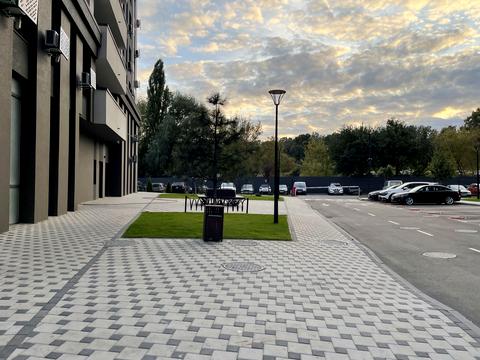 квартира за адресою Любомира Гузара просп. (Космонавта Комарова), 9-б