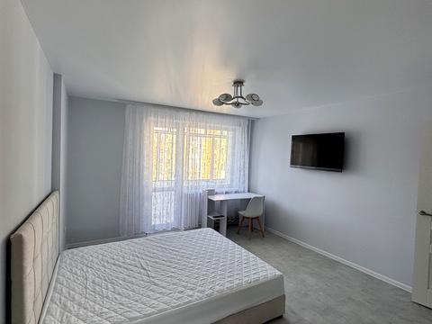 квартира за адресою Євгена Патона вул., 12