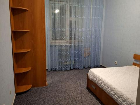 квартира за адресою Анни Ахматової вул., 3