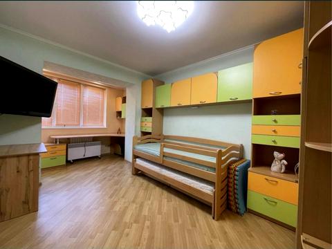 квартира за адресою Добровольців пров., 4