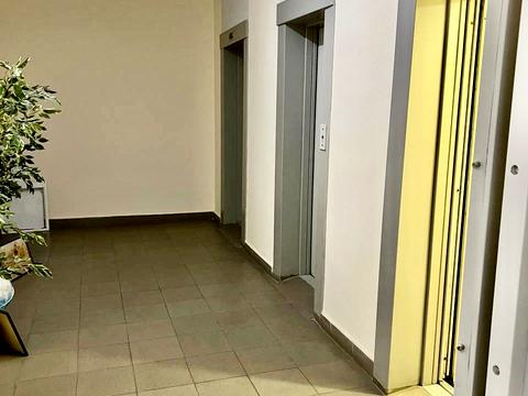 квартира за адресою Раїси Окіпної вул., 10-Б