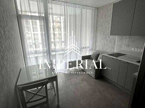 квартира за адресою Олександра Олеся вул., 4