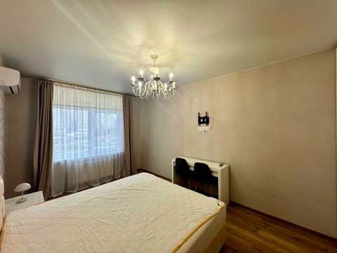 квартира за адресою Юнацька вул., 2