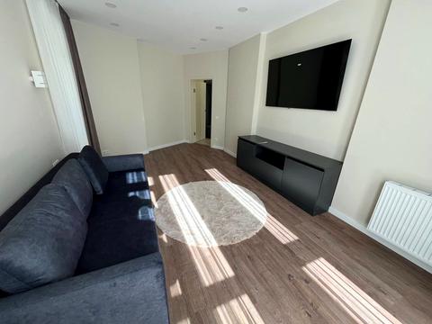 квартира за адресою Набережна Перемоги вул., 62