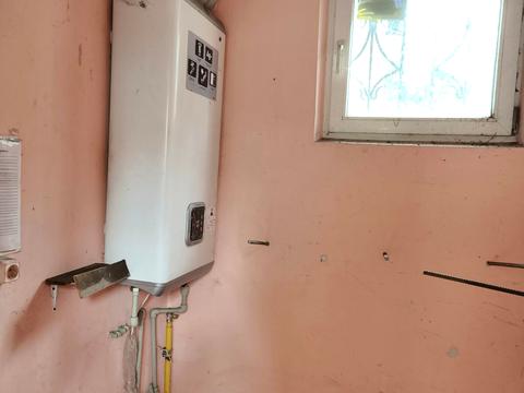 комерційна за адресою Воробйова вул., 13