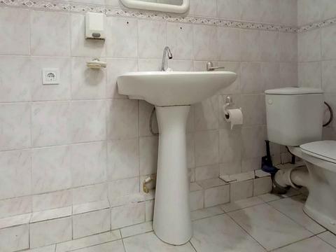 комерційна за адресою Дарвіна вул., 8
