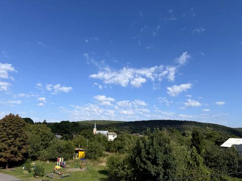 комерційна за адресою Головна, 111