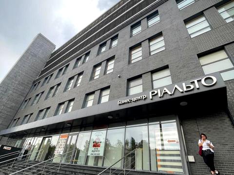 комерційна за адресою Новокостянтинівська вул., 18
