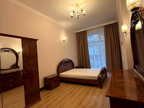 квартира за адресою Панаса Саксаганського вул., 7