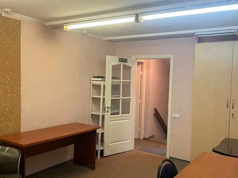 коммерческая по адресу Староказацкая ул. (Комсомольская), 38