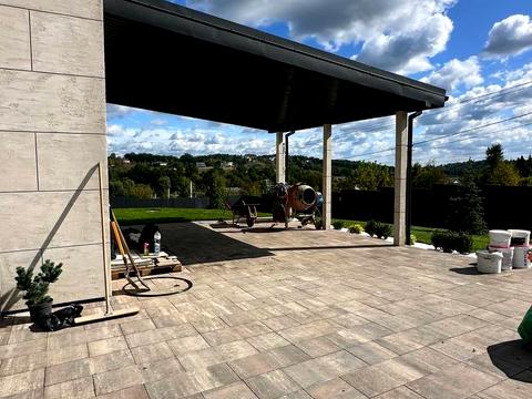 будинок за адресою Вишнева вул.