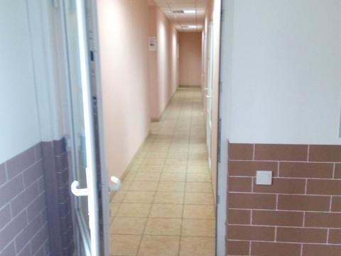 комерційна за адресою Левка Лук'яненка вул. (Маршала Тимошенка), 9