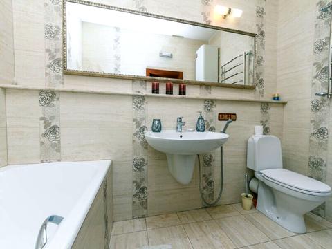 квартира за адресою Євгена Коновальця вул. (Щорса), 32-В