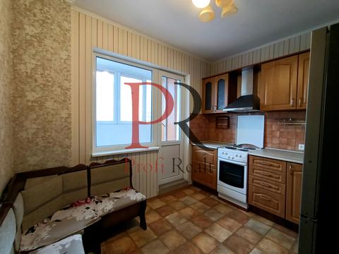 квартира за адресою Академіка Заболотного вул., 20