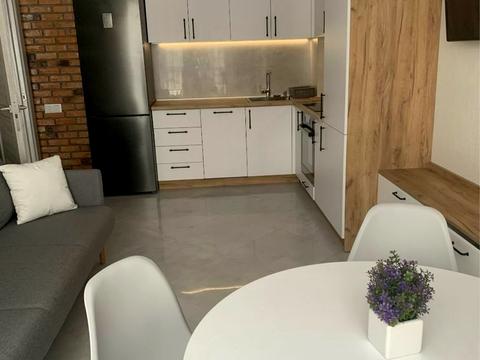 квартира за адресою Михайла Максимовича вул. (Онуфрія Трутенка), 24-А