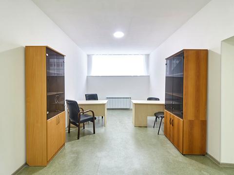 комерційна за адресою Спортивна вул., 24