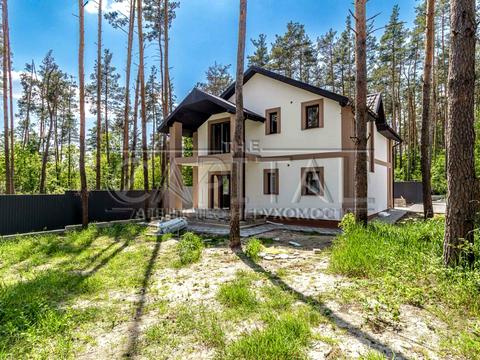 будинок за адресою Небесної Сотні вул. (Паризької Комуни)