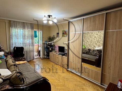 квартира за адресою Дегтярівська вул., 15
