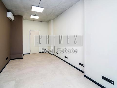 комерційна за адресою Джона Маккейна вул. (Івана Кудрі), 26