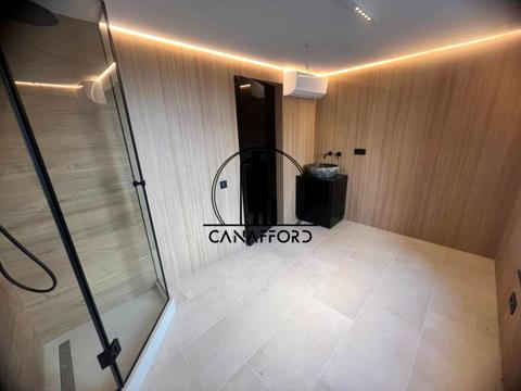 комерційна за адресою Зарічна вул., 1-Г