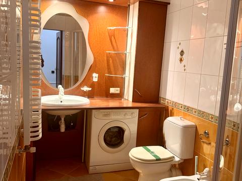 квартира за адресою Миколи Оводова вул. (Козицького), 28