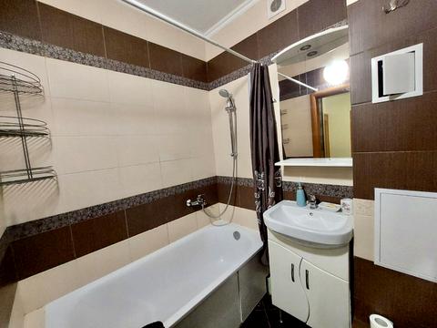 квартира по адресу Натальи Ужвий ул., 12