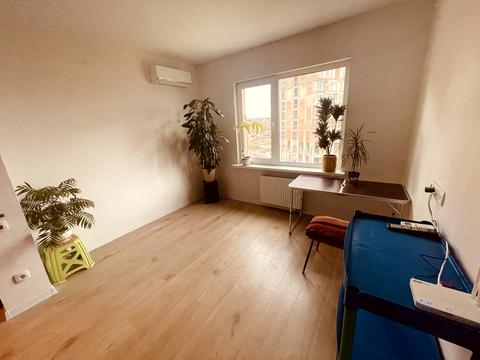 квартира за адресою Берковецька вул., 6