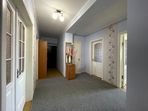 квартира за адресою Незалежності, 2