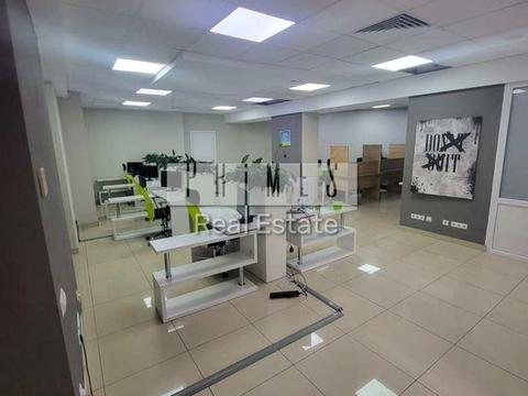 комерційна за адресою Володимира Івасюка просп. (Героїв Сталінграду), 2-Д