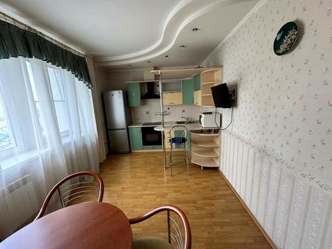 квартира по адресу Миколы Бажана просп., 12