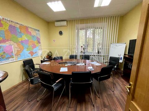 коммерческая по адресу Карела Чапека ул. (Юліуса Фучика), 15