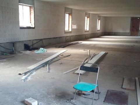 комерційна за адресою с. Сахнівці, Центральна, 1/2