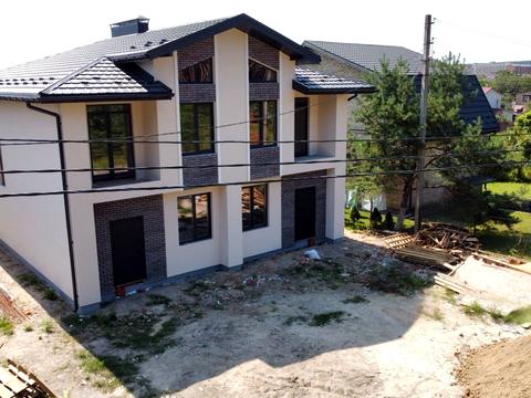 будинок за адресою Незалежності