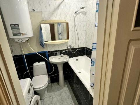 квартира за адресою житловий масив Тополя-1 вул., 1