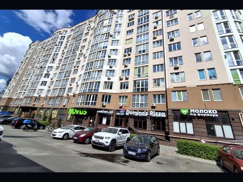 комерційна за адресою Університетська вул., 2-З