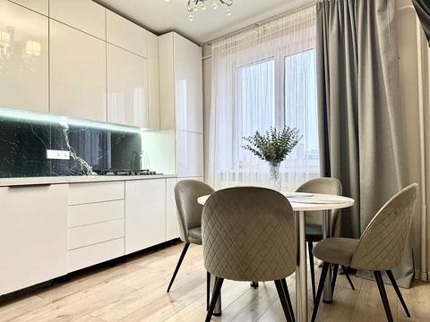 квартира за адресою Кобилянської вул., 24