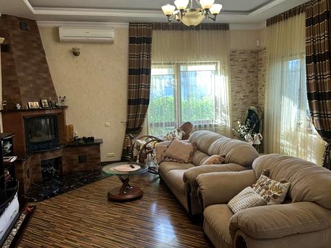 будинок за адресою с. Красносілка, Незалежності