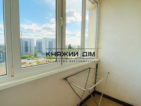 квартира за адресою Федора Ернста вул., 6