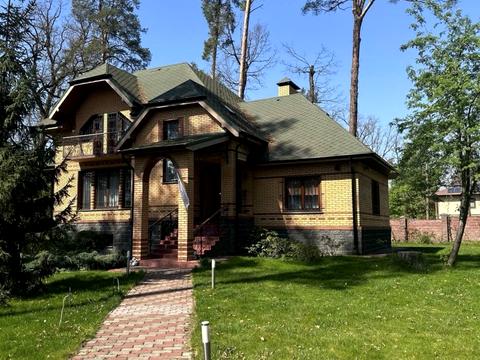 будинок за адресою Кленова вул.