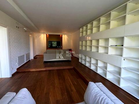 будинок за адресою молодіжна