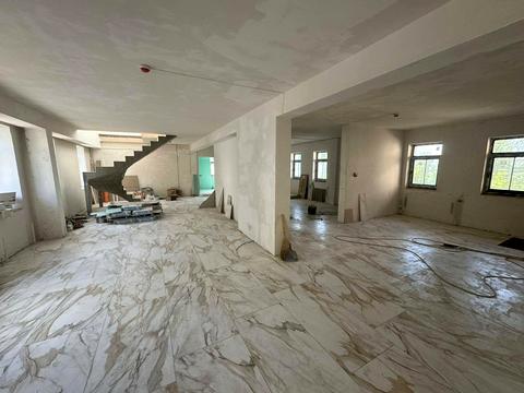 коммерческая по адресу Андреевский спуск, 10-А