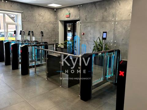 коммерческая по адресу Михаила Максимовича ул. (Трутенко Онуфрия), 8