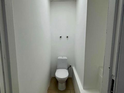 коммерческая по адресу Старомостовая пл. (Николая Островского), 1