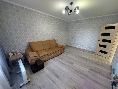 квартира за адресою Архітектора Старова вул., 10г