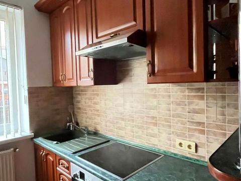 дом по адресу Олены Степанивны ул. (Ленинградская), 32