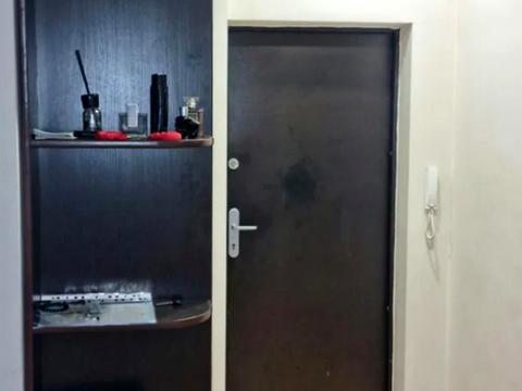 квартира за адресою Коновальця Є., 10А